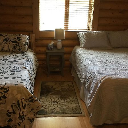 Folding Mountain B & B ฟอร์ทเนลสัน ภายนอก รูปภาพ