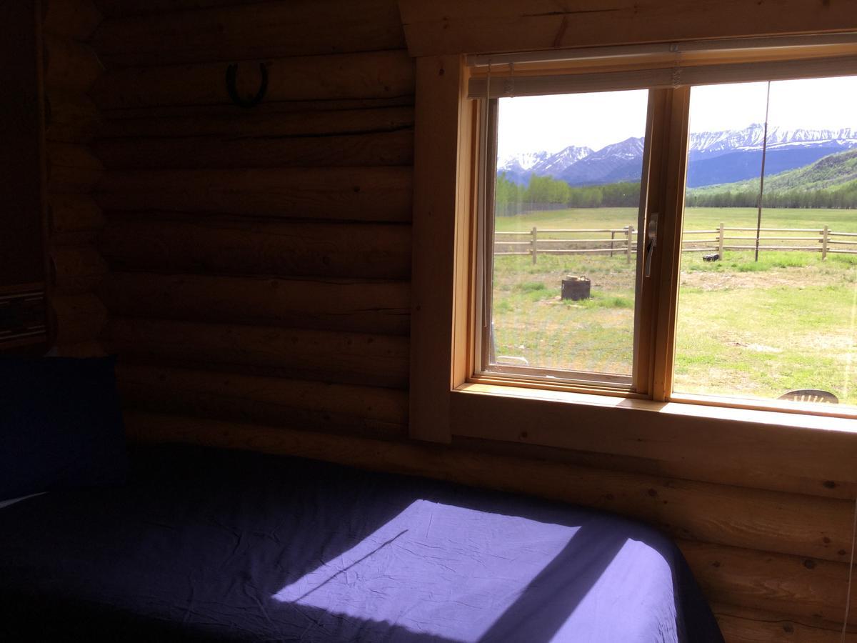 Folding Mountain B & B ฟอร์ทเนลสัน ภายนอก รูปภาพ