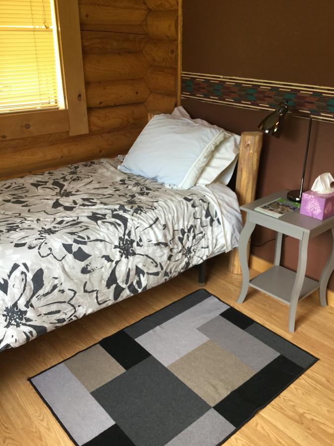 Folding Mountain B & B ฟอร์ทเนลสัน ภายนอก รูปภาพ