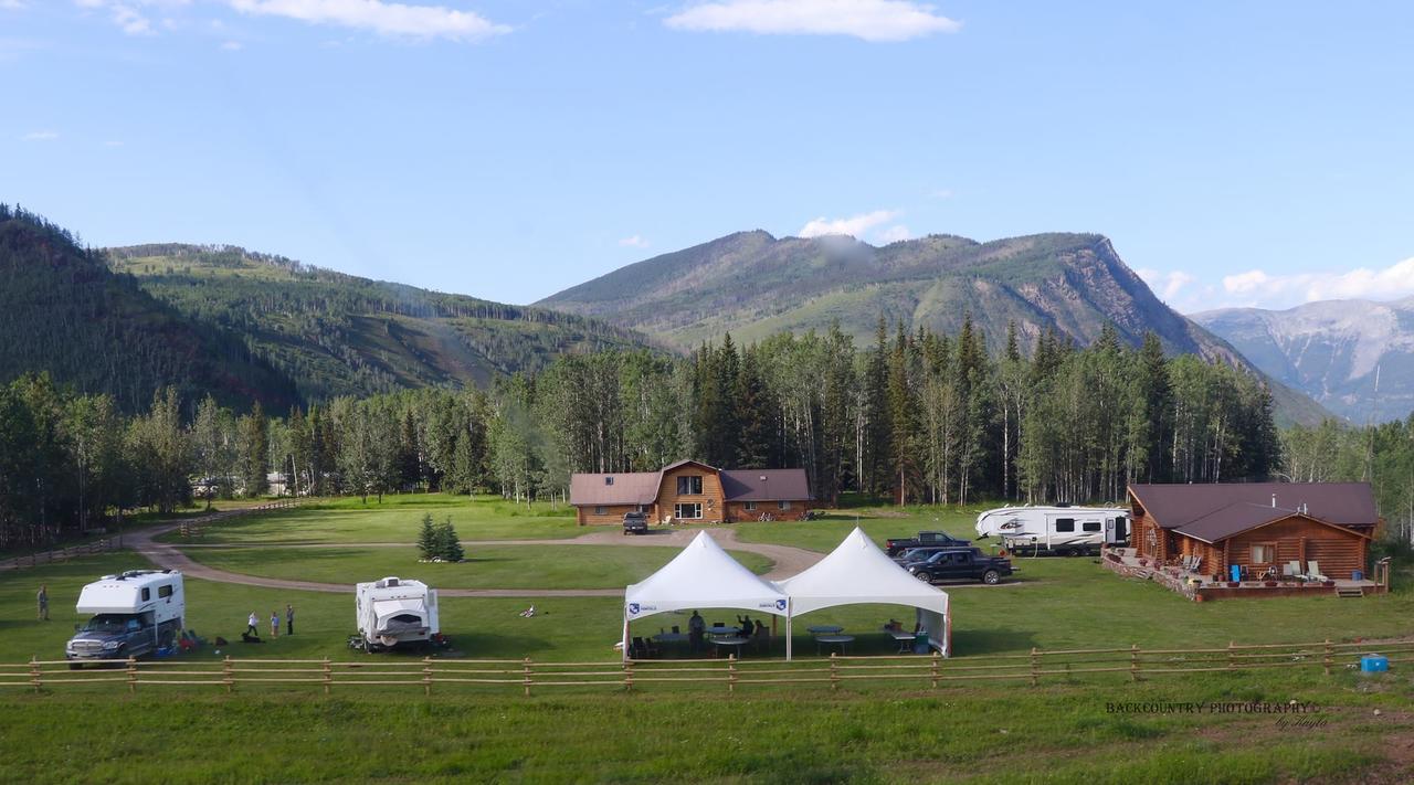Folding Mountain B & B ฟอร์ทเนลสัน ภายนอก รูปภาพ