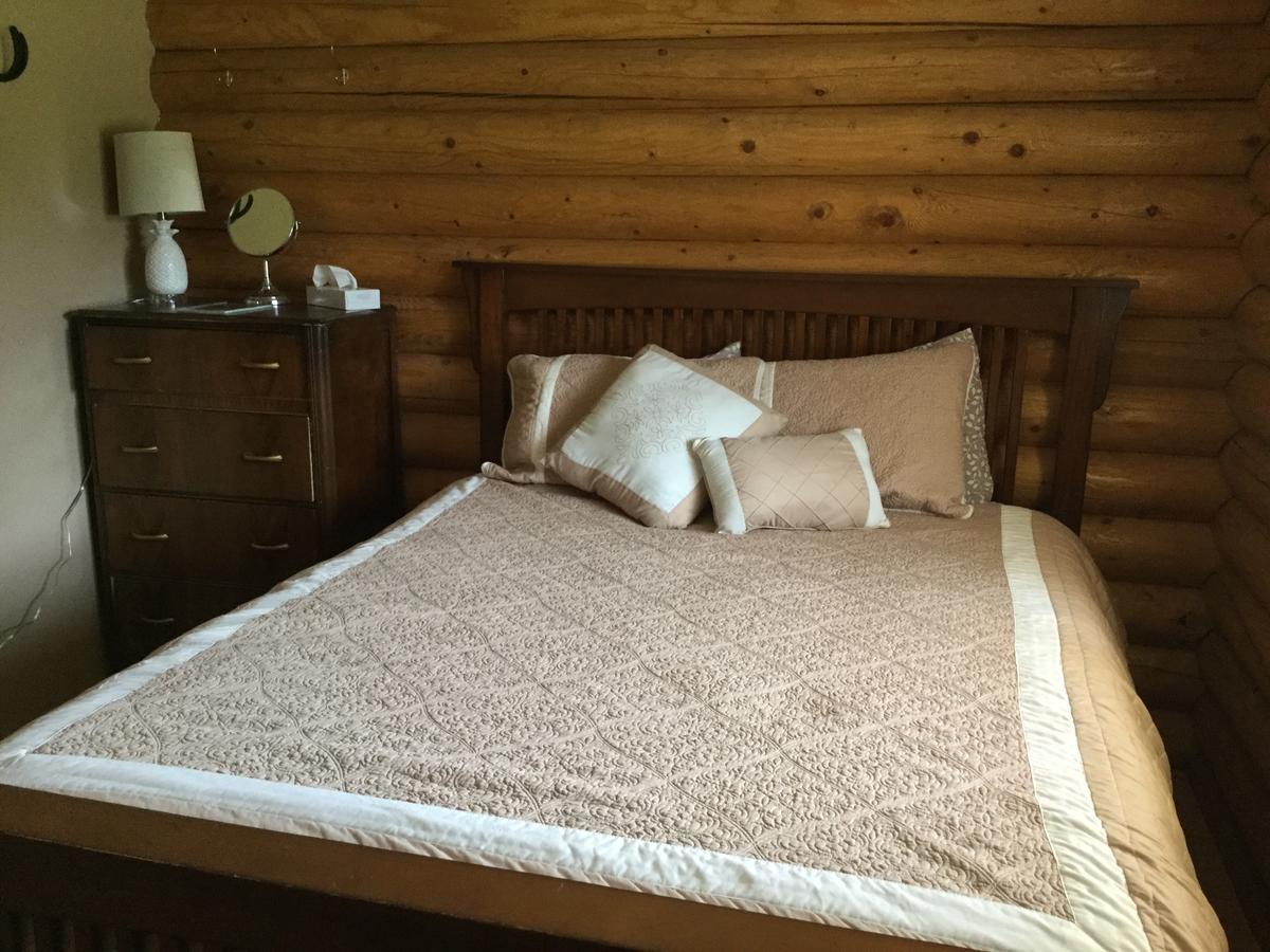Folding Mountain B & B ฟอร์ทเนลสัน ภายนอก รูปภาพ